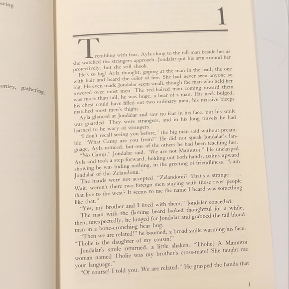 5 for $25- The Mammoth Hunters by Jean M. Auel - Picture 6 of 6